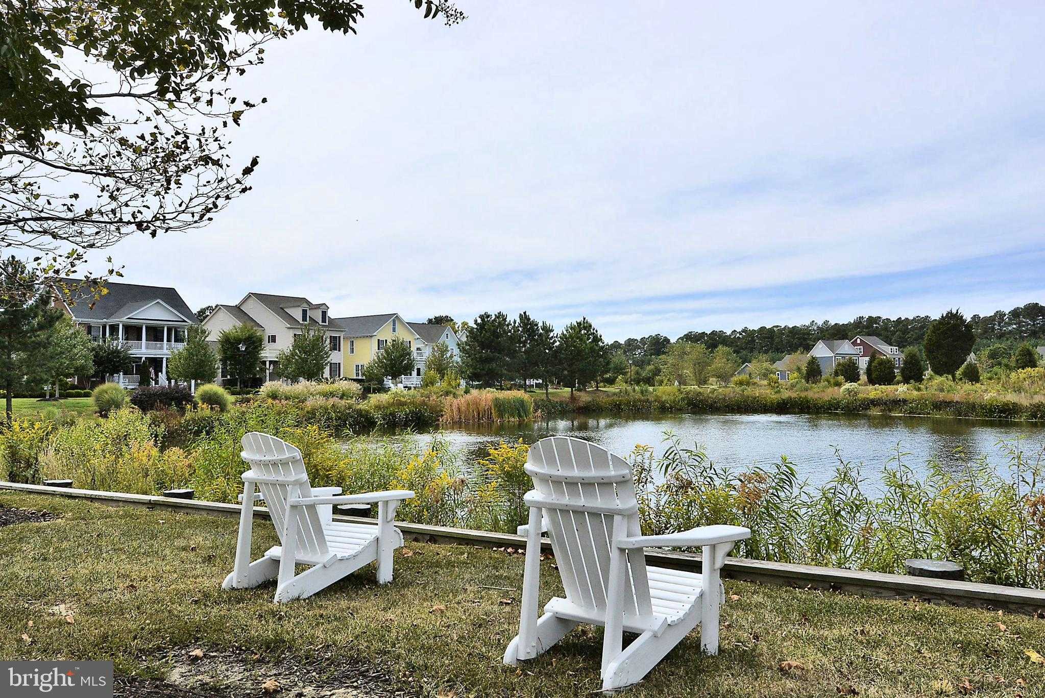 Easton Village Dr photo 13