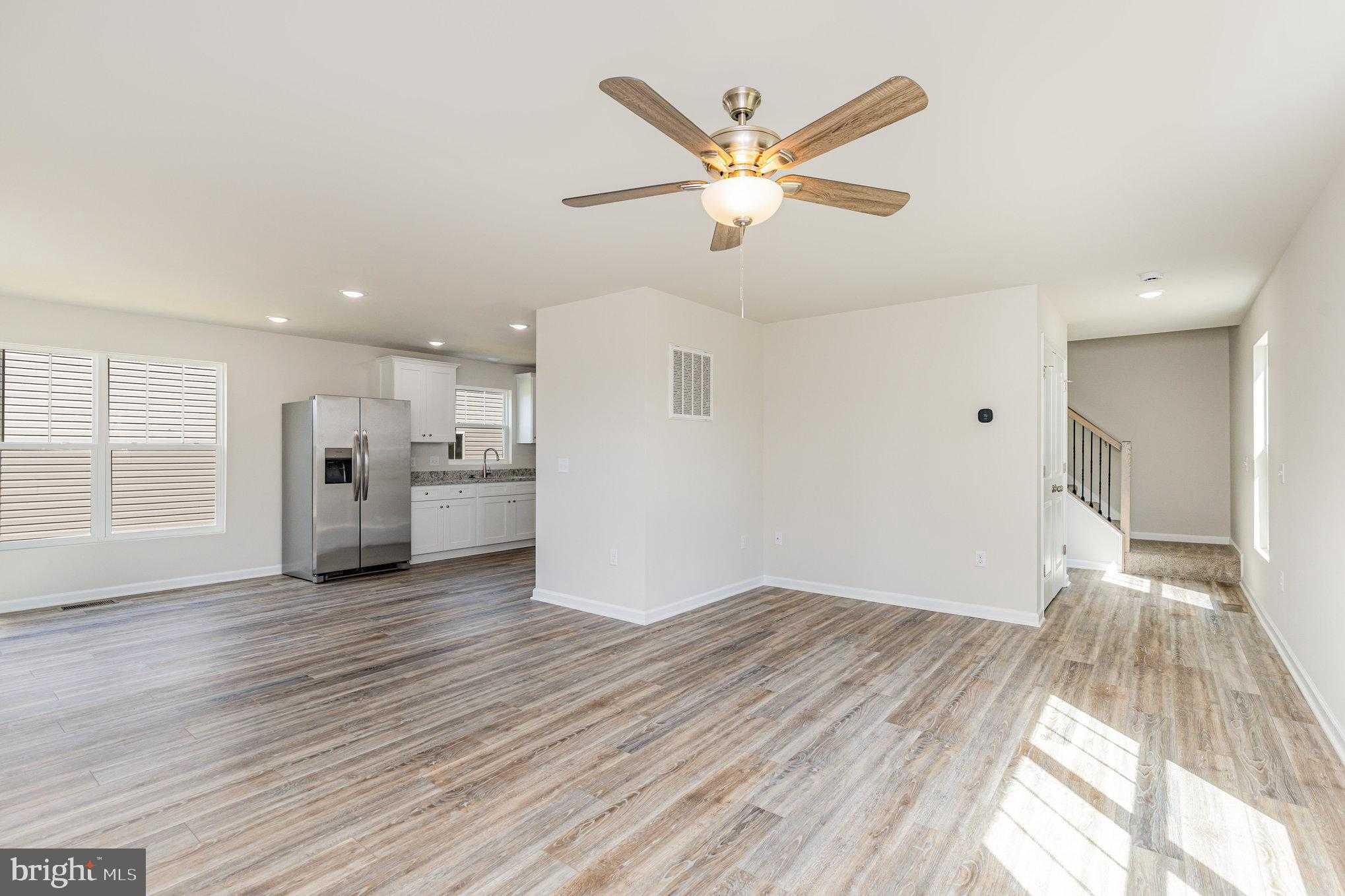 109 Longview Dr photo 6