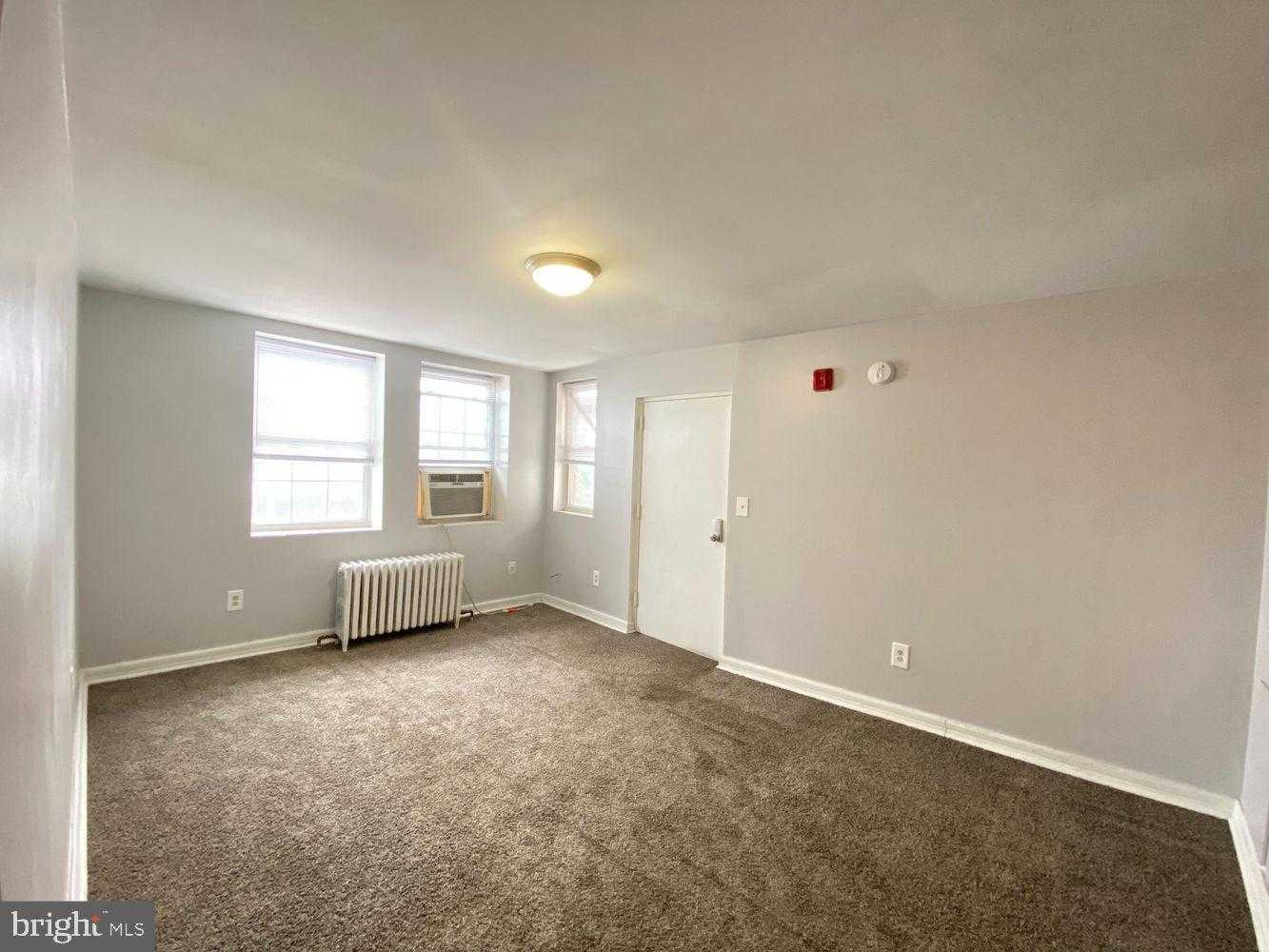 5615 Upland Way photo 2