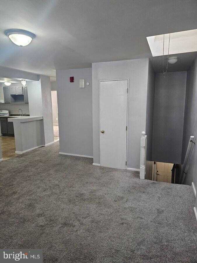 5615 Upland Way photo 8