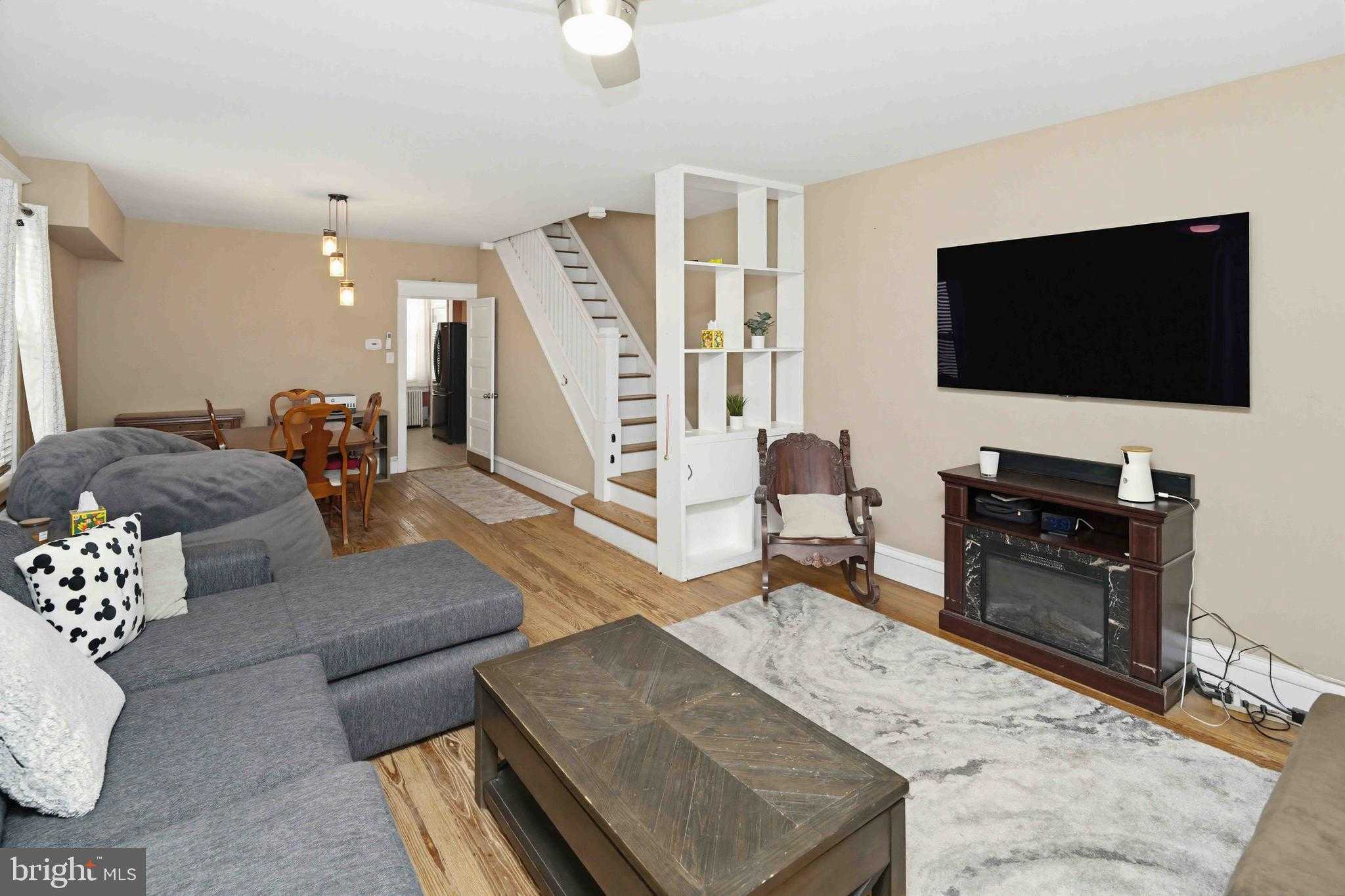 421 Derstine Ave photo 7