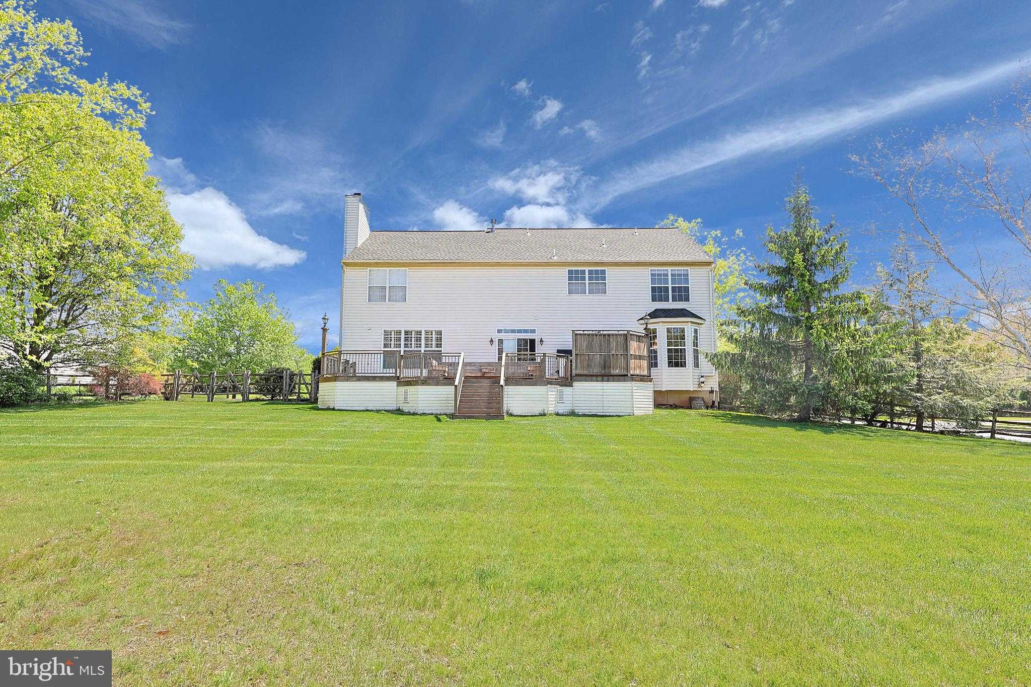 79 Ashley Dr photo 4