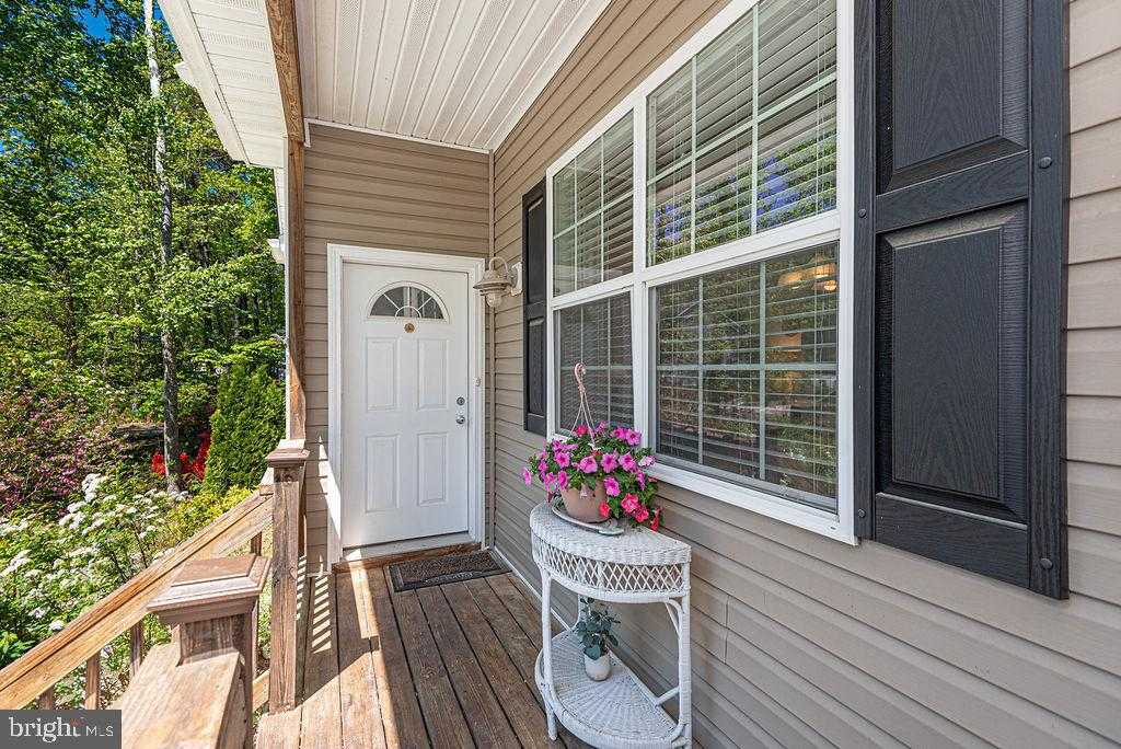 6 Southwind CT photo 13