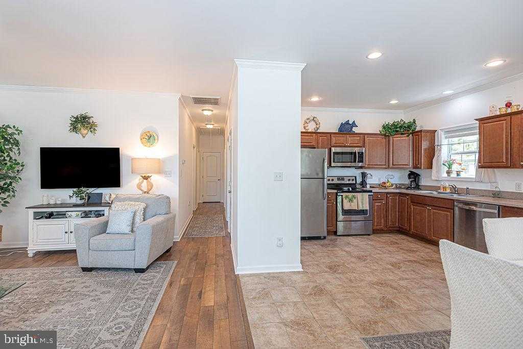 6 Southwind CT photo 29