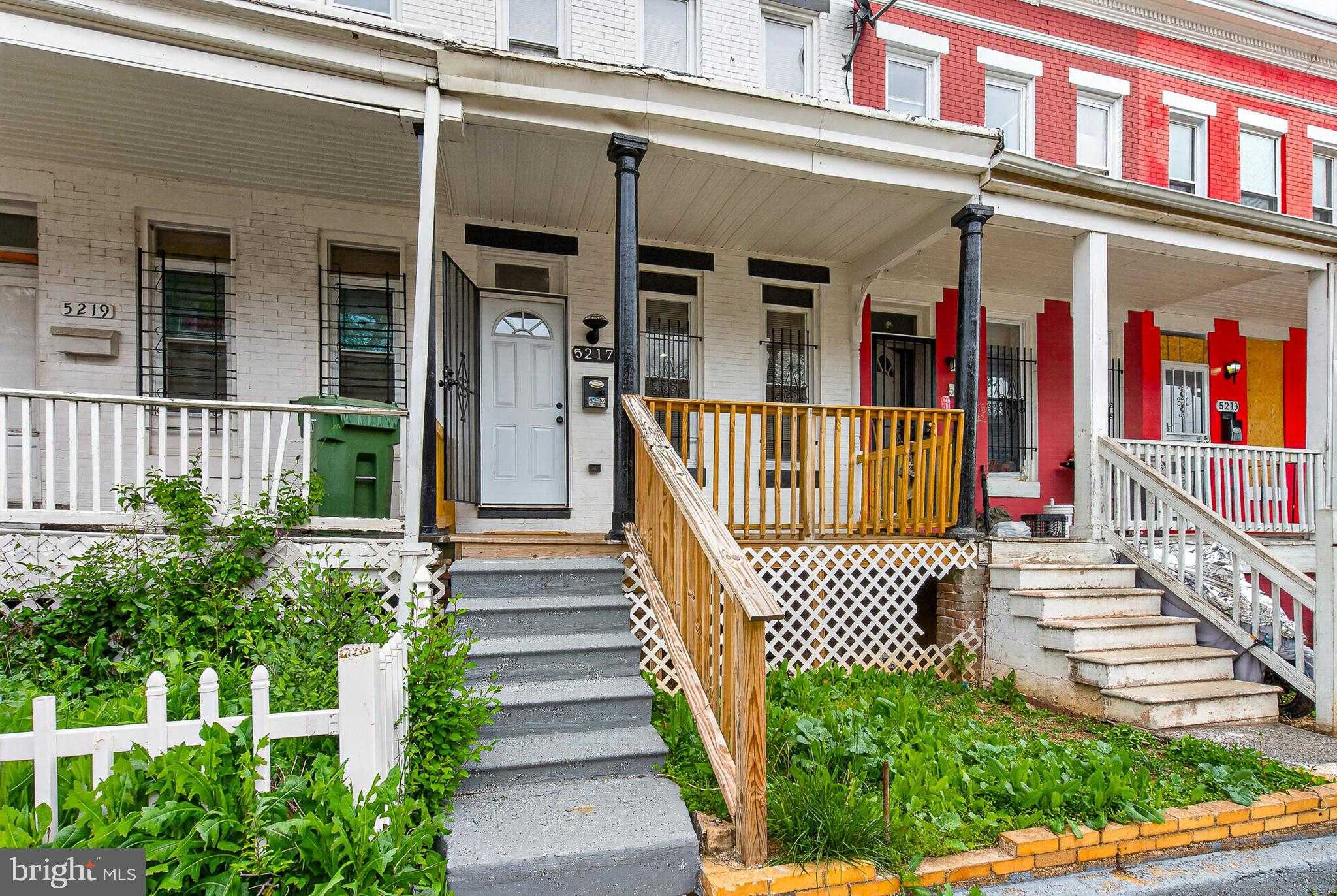 5217 Saint Charles Ave photo 3