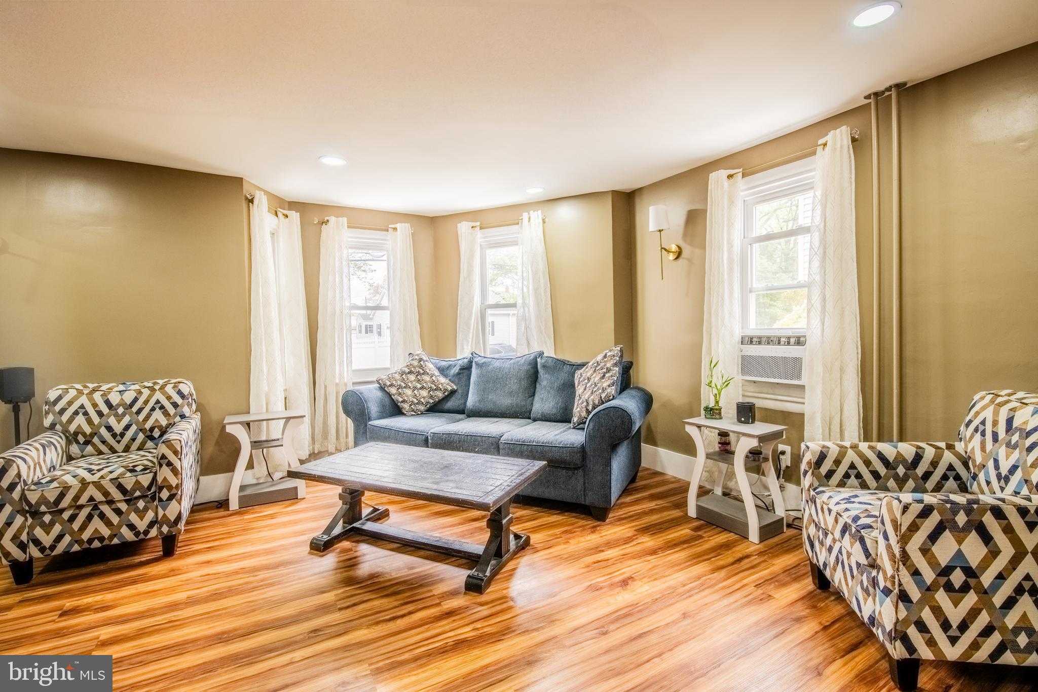 309 Susquehanna Ave photo 3