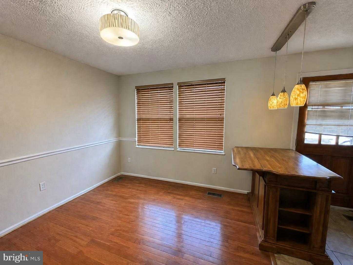 13336 Burkitts Rd photo 3