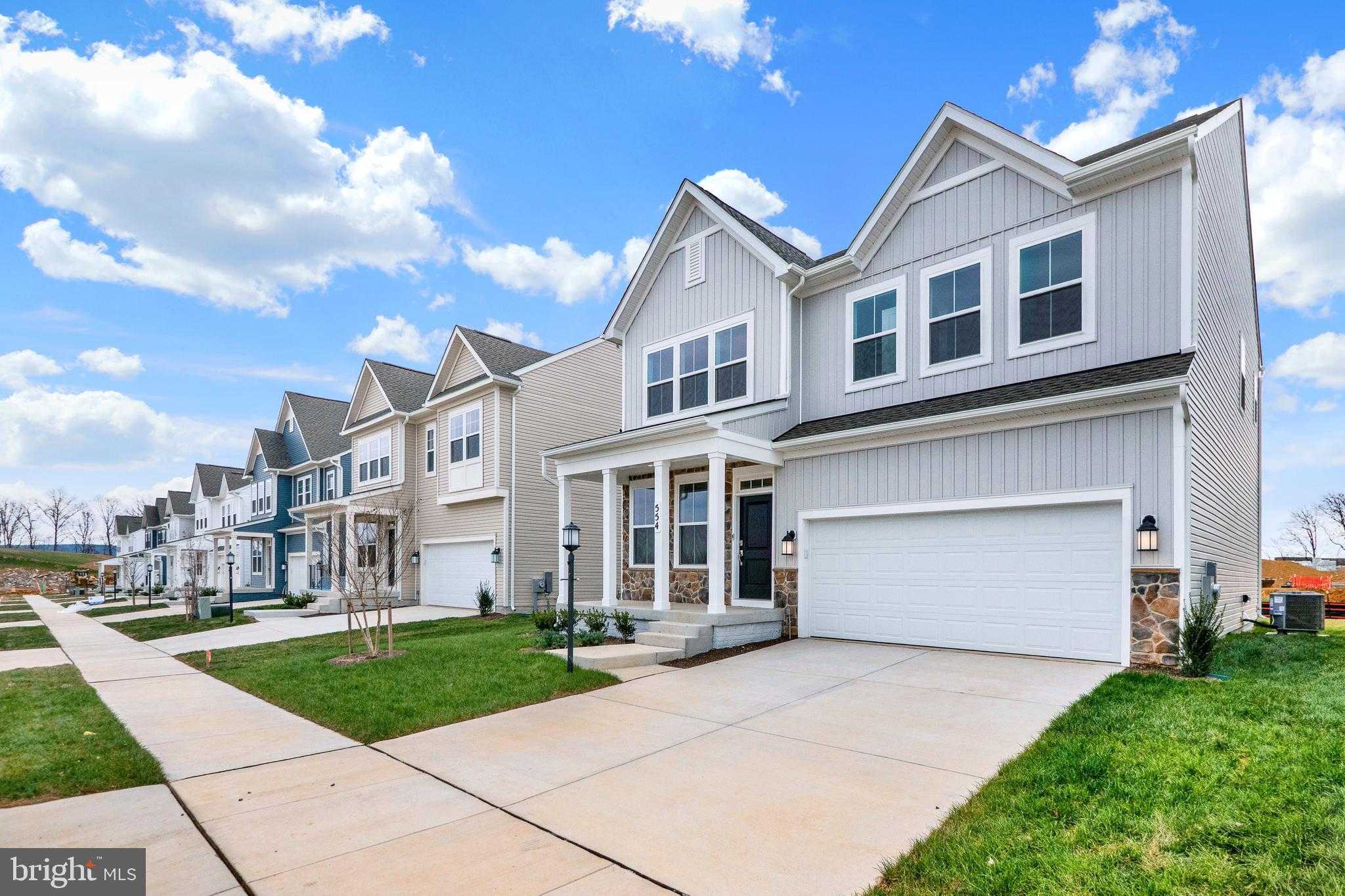 76 Whispering Brook Ln, Ranson