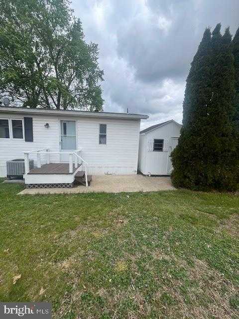 527 Ramblewood Ln photo 7