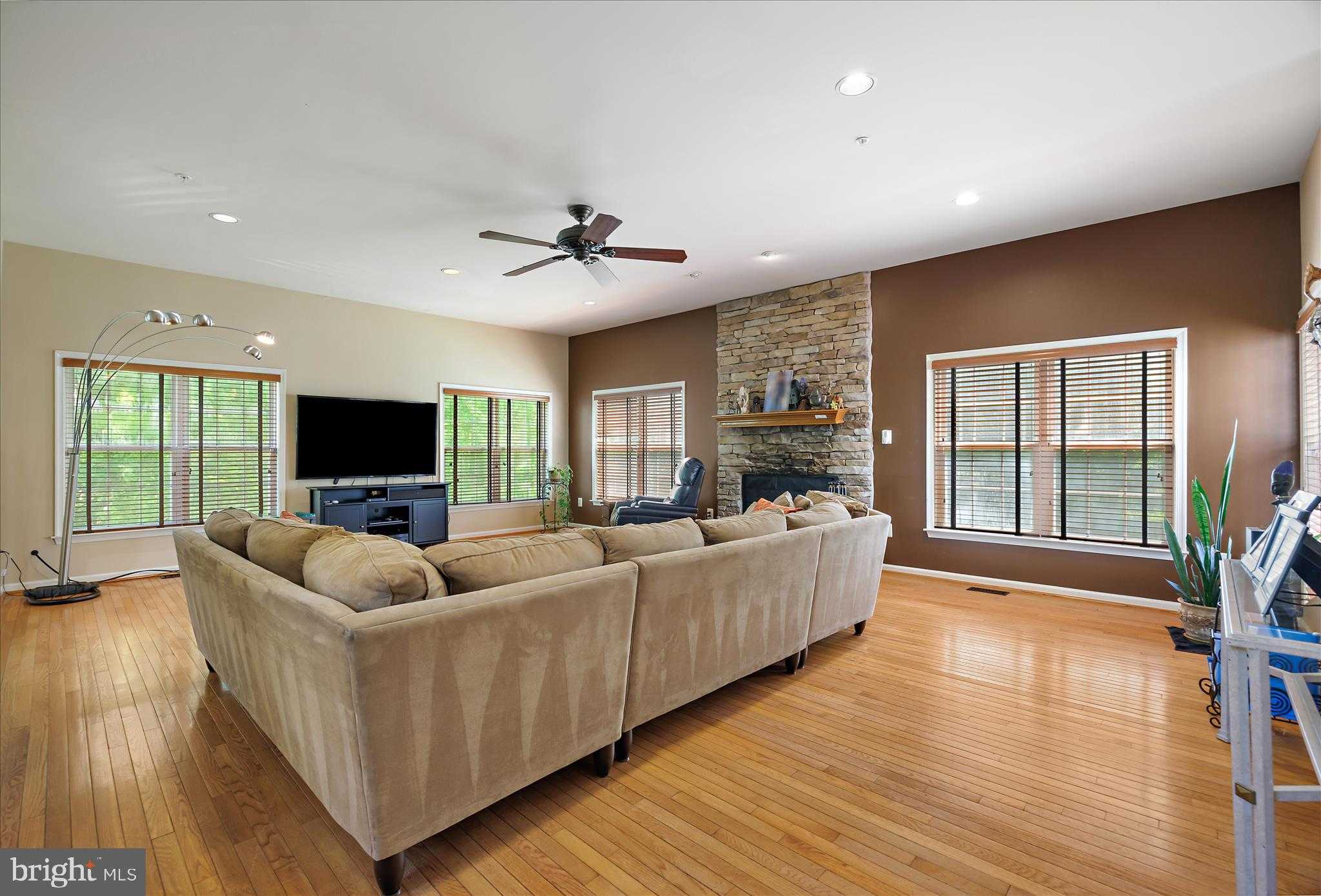 3303 Dunwood Ridge Ter photo 24