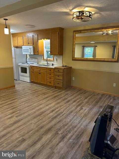 146 Airstream Dr photo 12