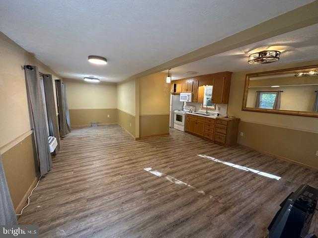146 Airstream Dr photo 9