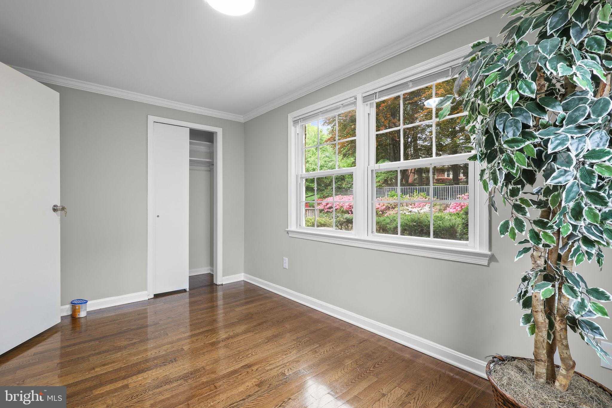 9725 Lookout Pl photo 33