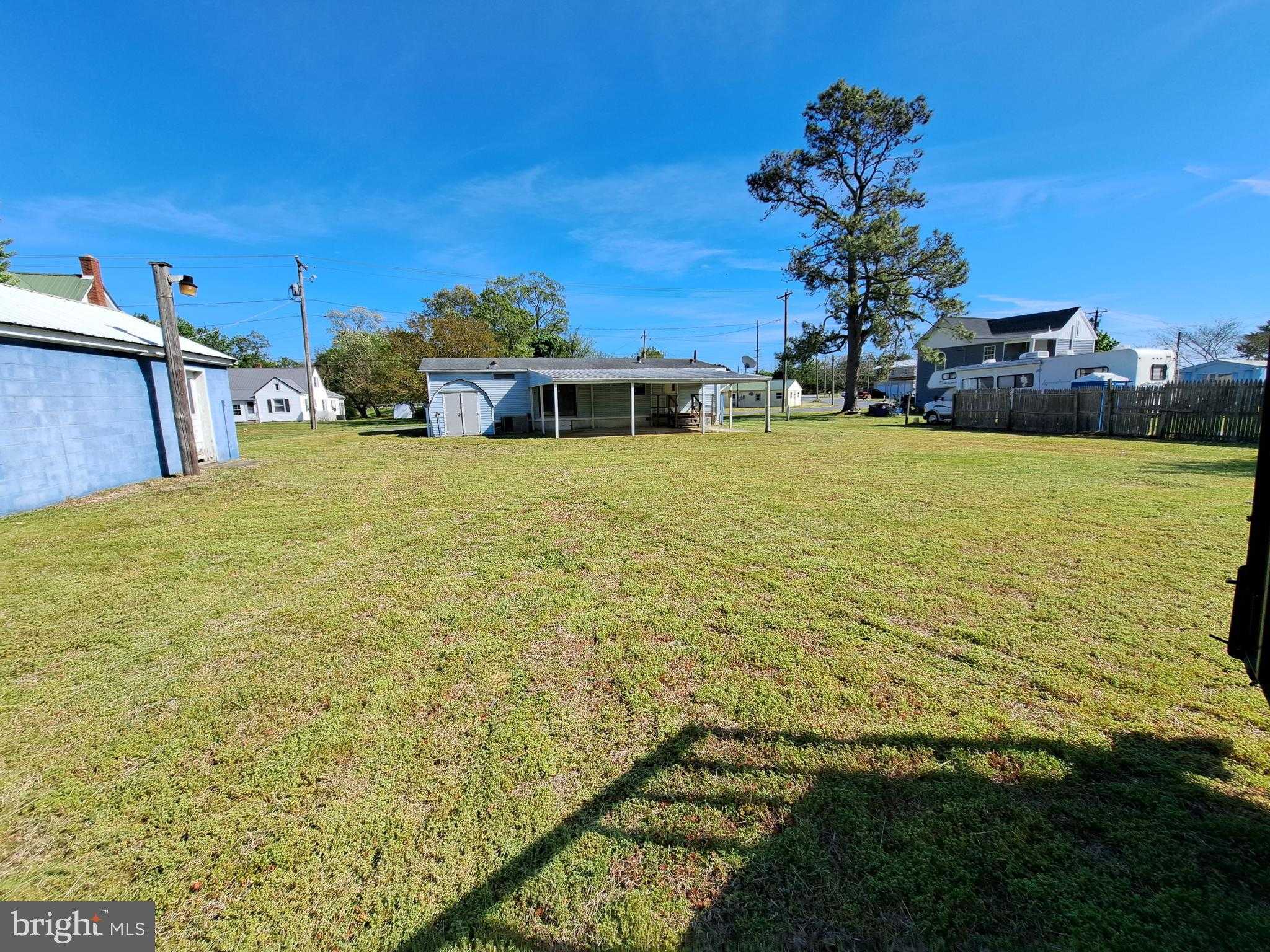 6706 Whiteley Rd photo 2