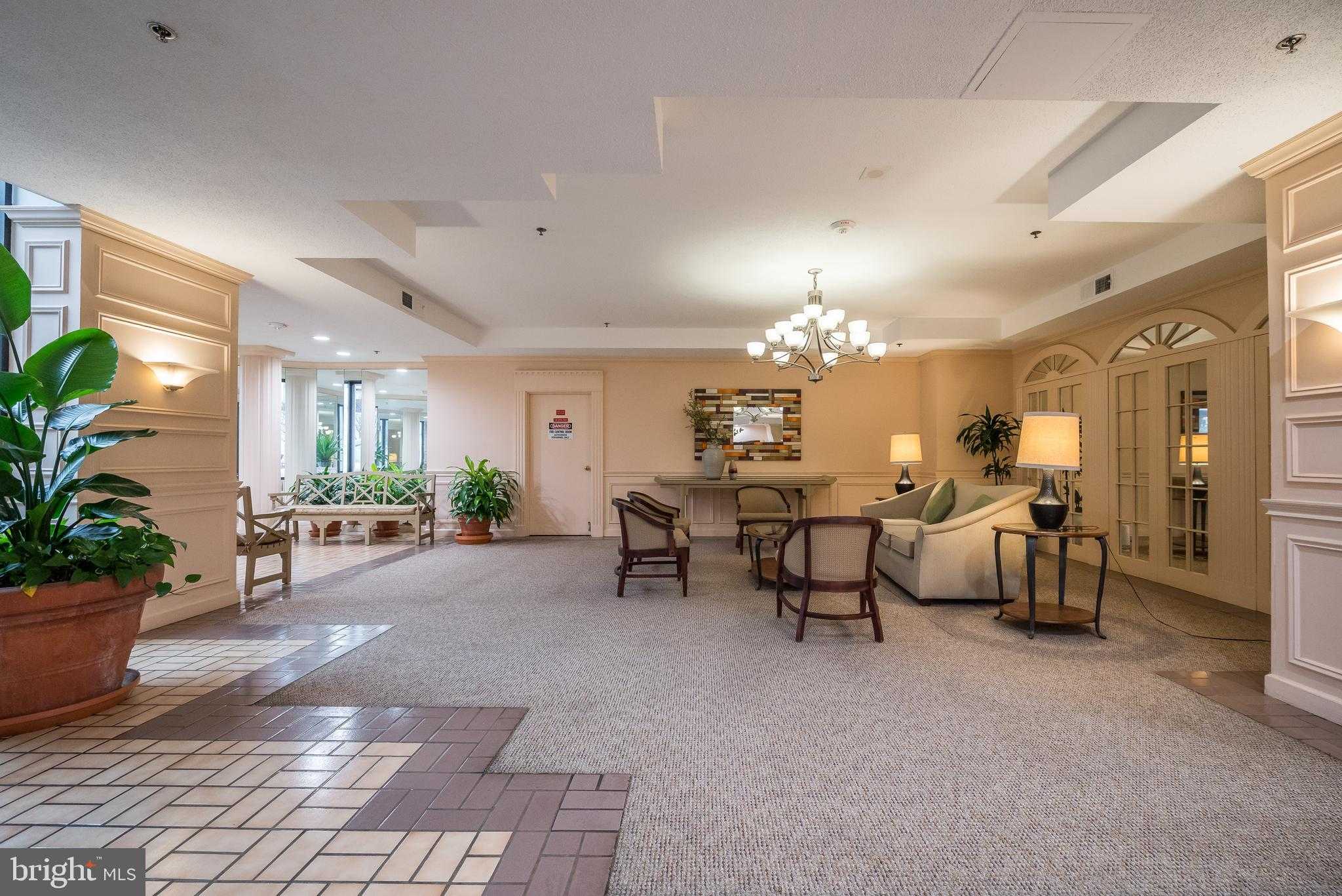 15100 Interlachen Dr # 4-521 photo 5