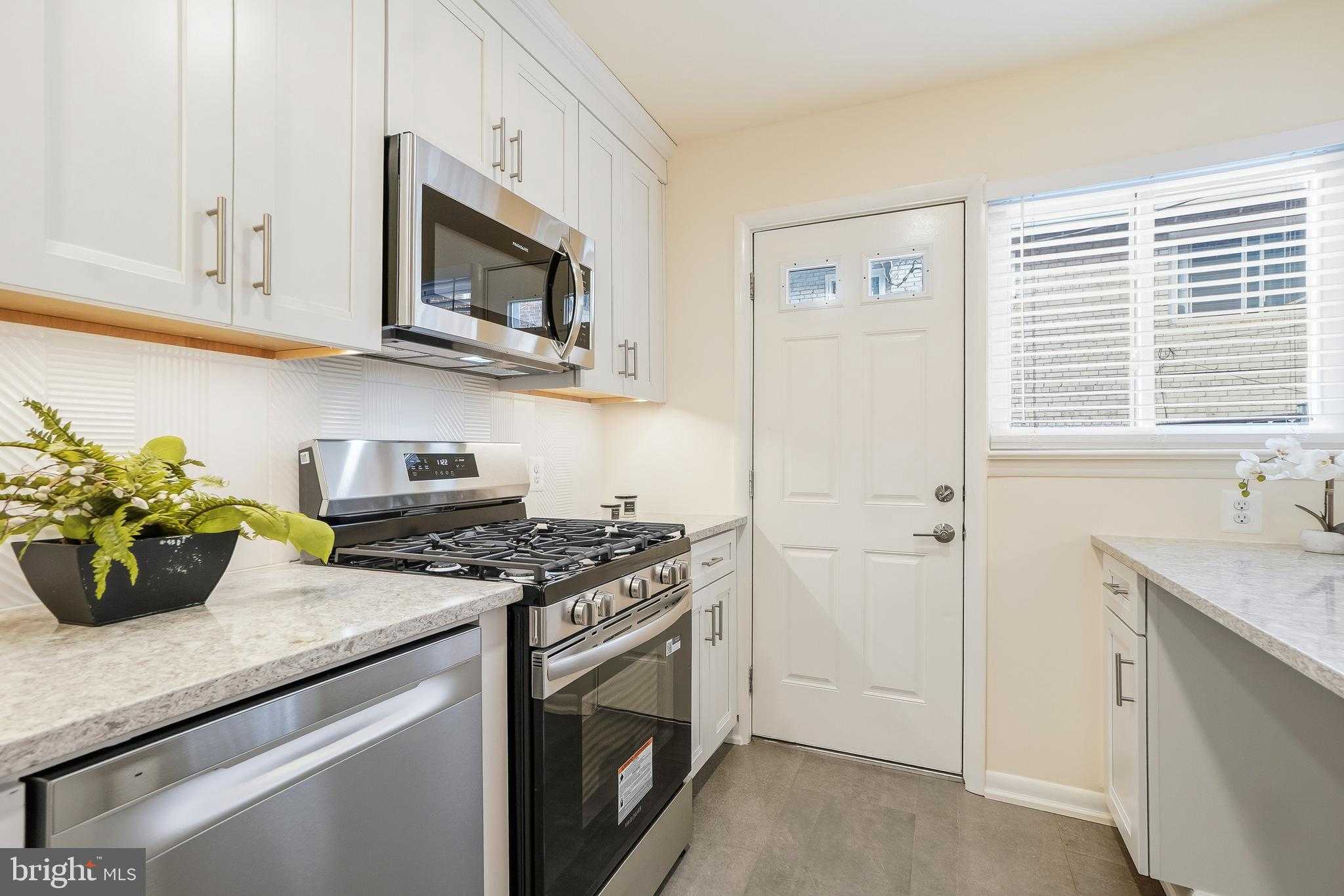 652 Kennebec Ave # 2 photo 12