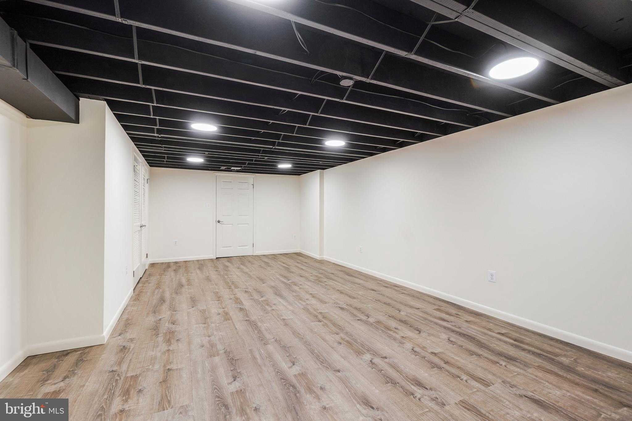 652 Kennebec Ave # 2 photo 25
