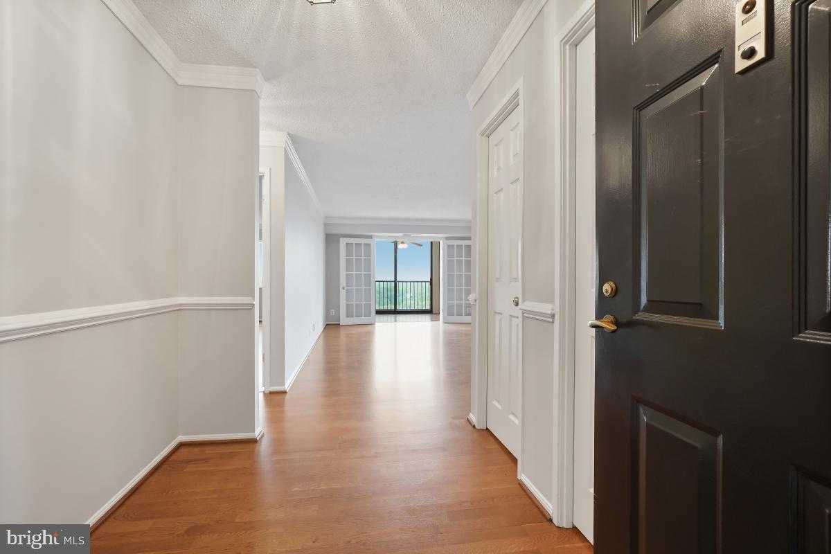 5902 Mount Eagle Dr photo 4