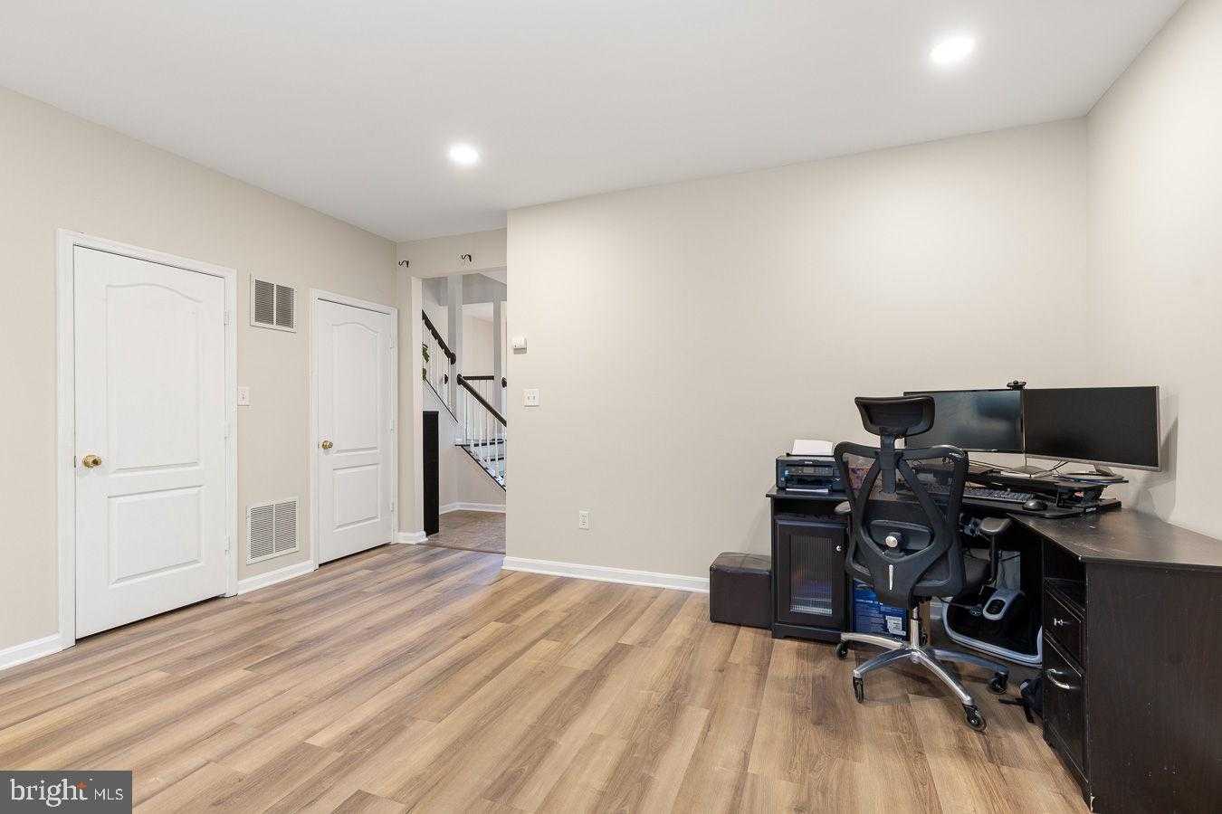 12957 Wood Crescent Cir photo 7
