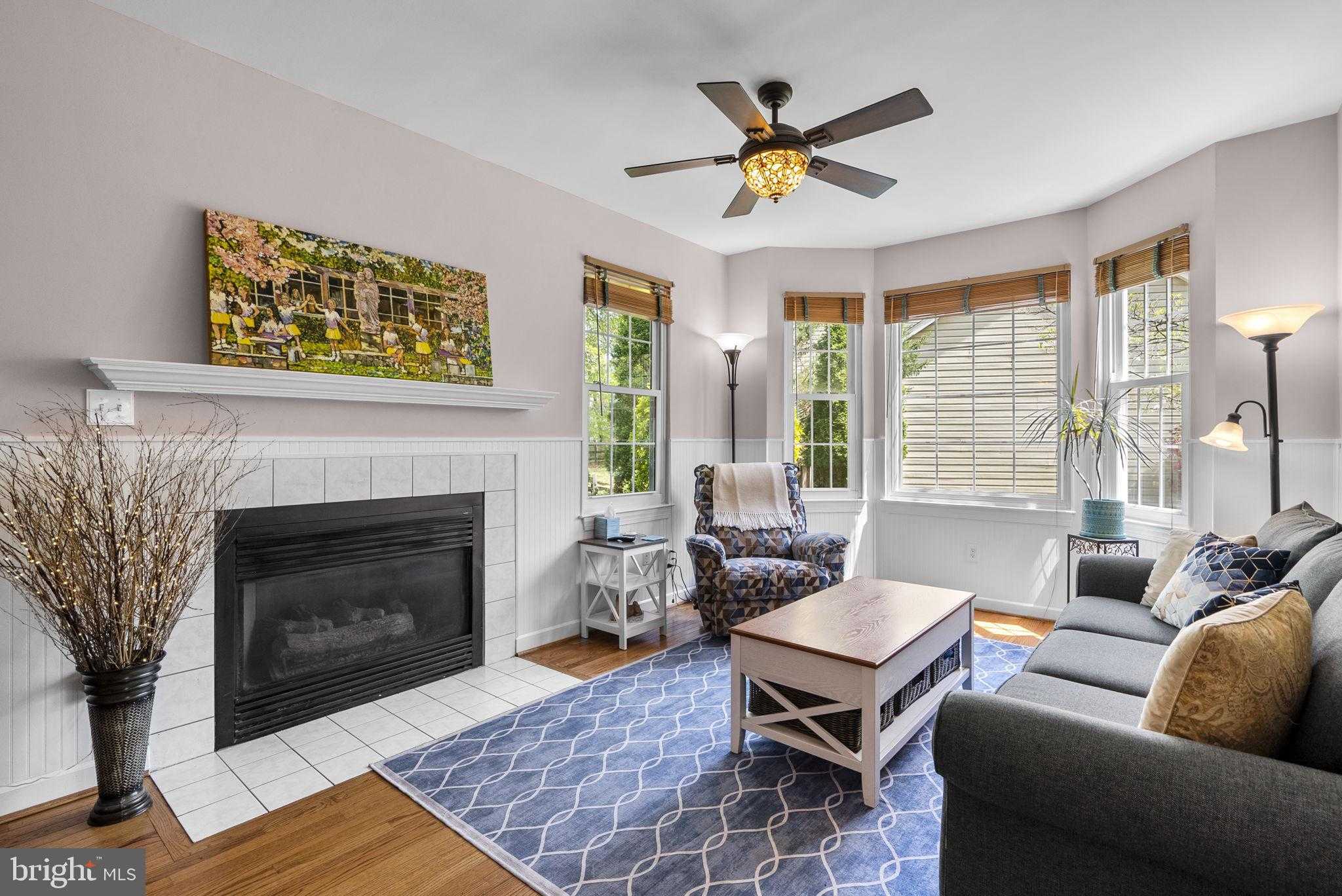 7805 Heritage Farm Dr photo 35