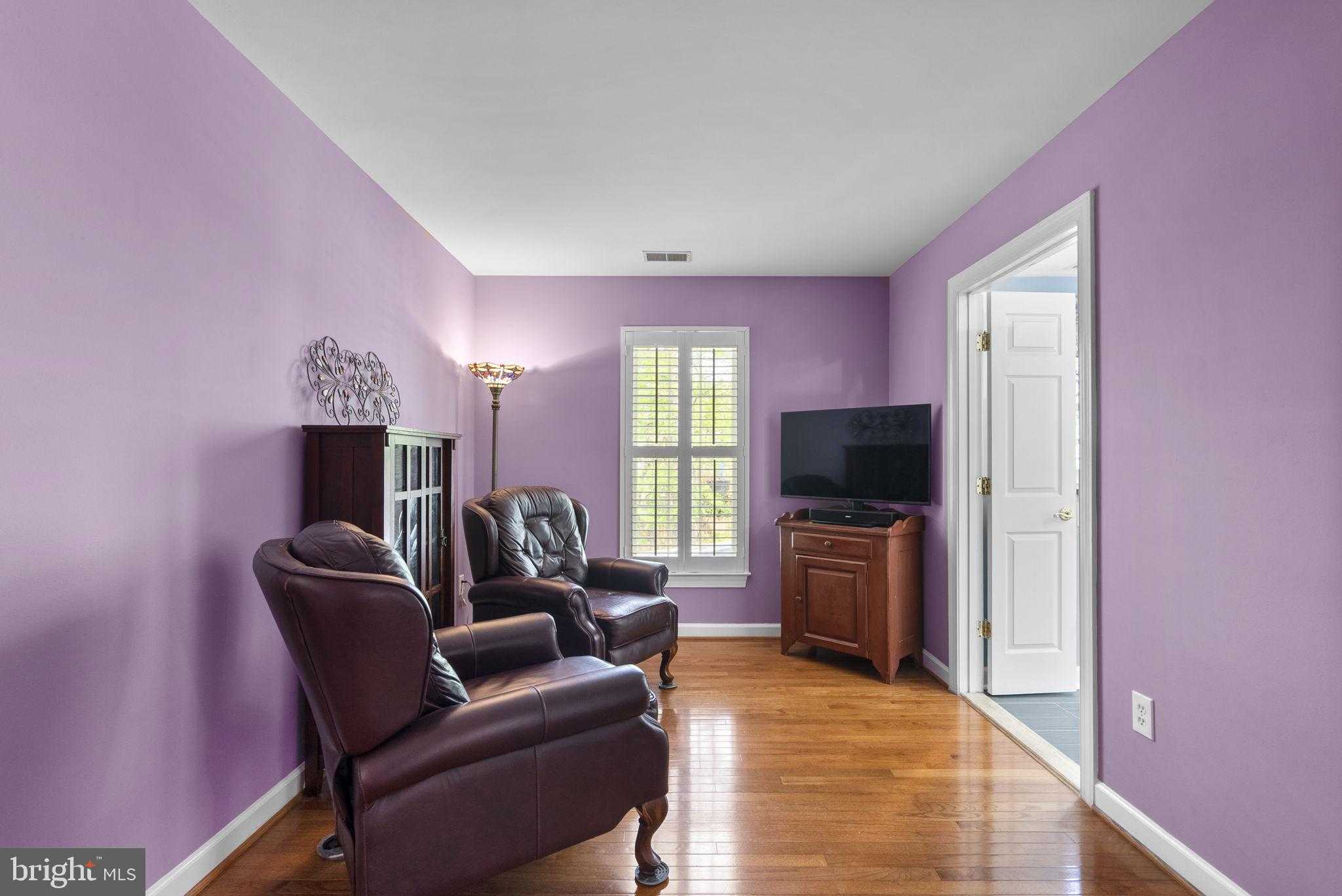 7805 Heritage Farm Dr photo 44