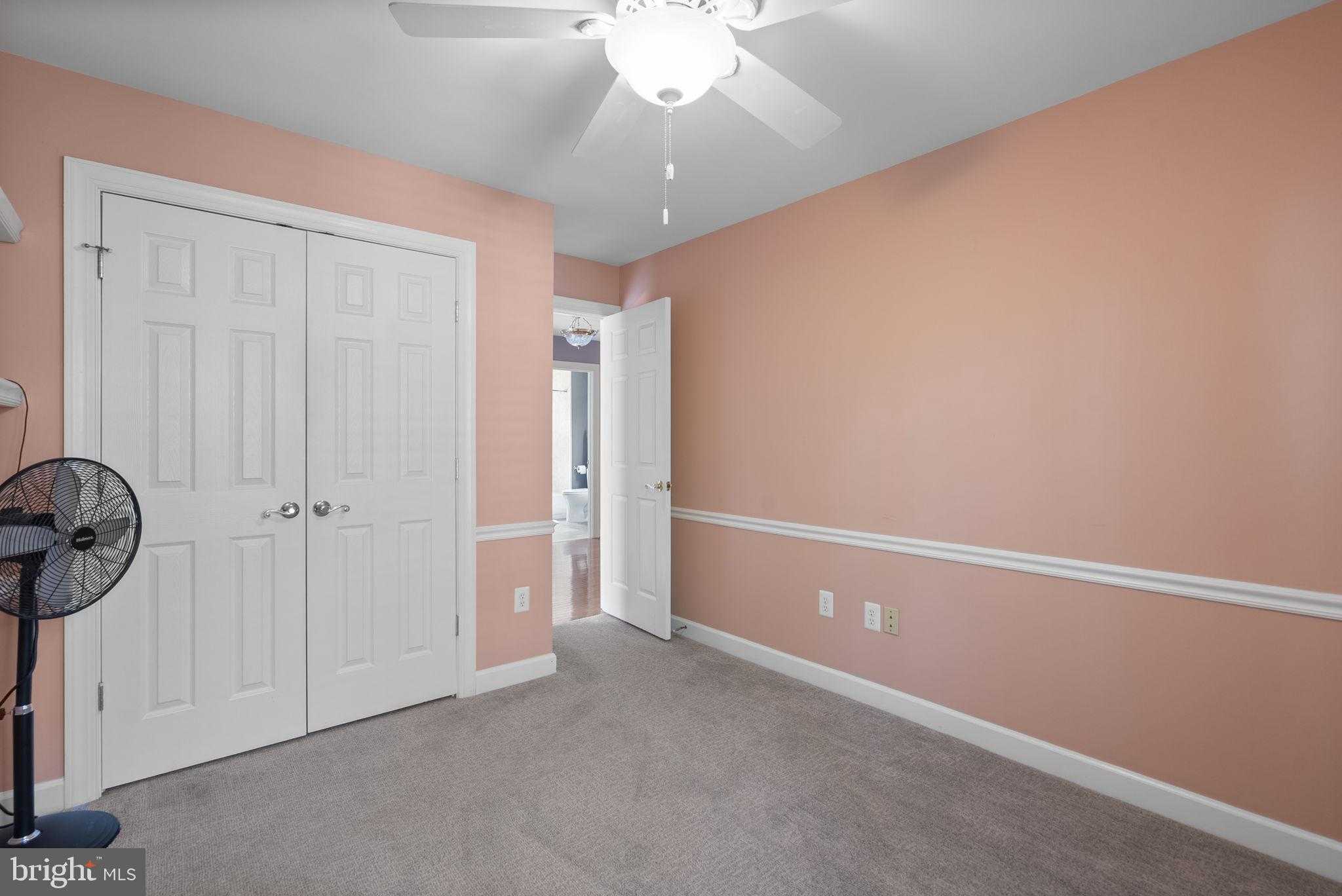 7805 Heritage Farm Dr photo 53
