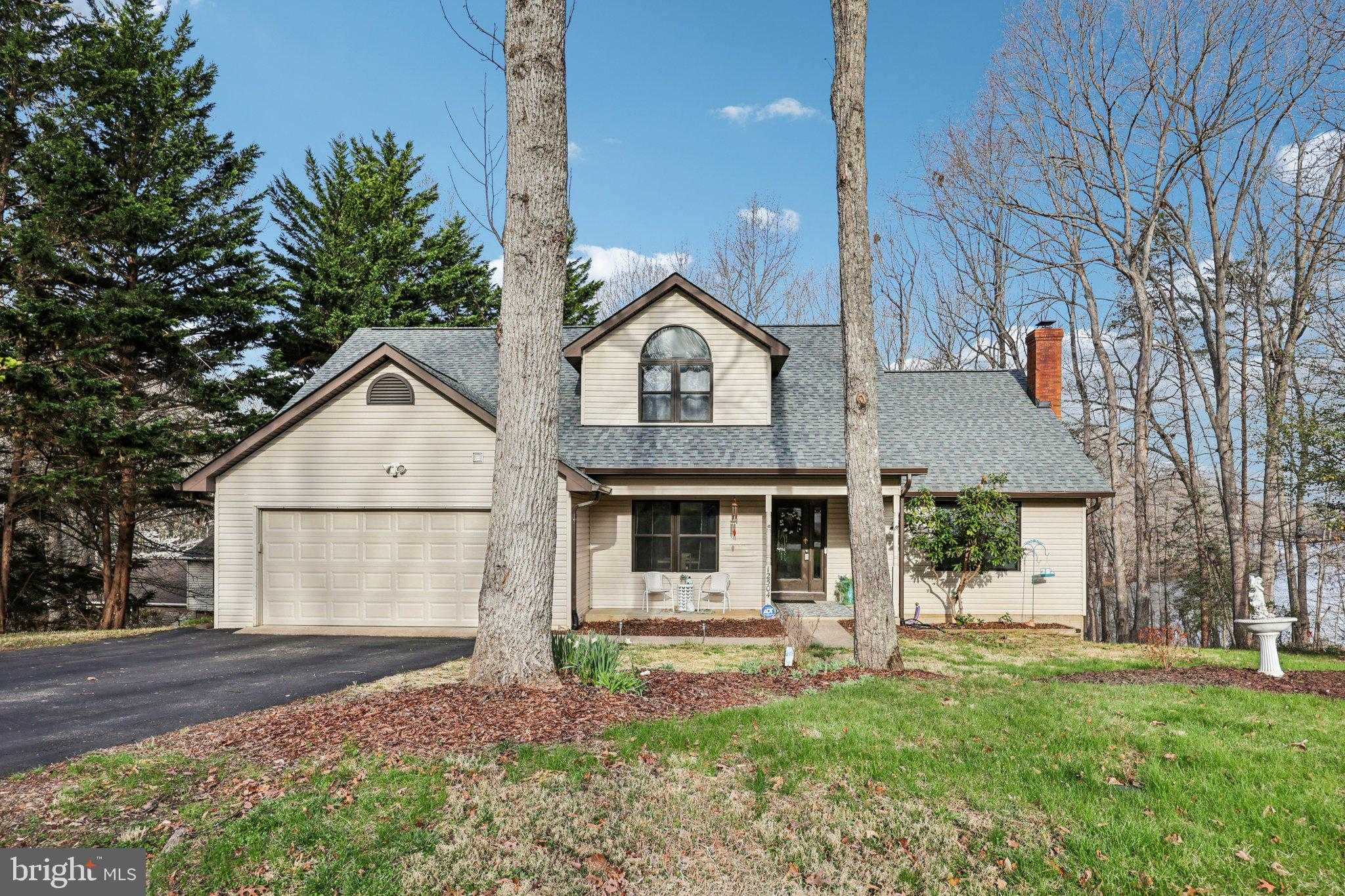 12504 Hawkins Ln photo 1