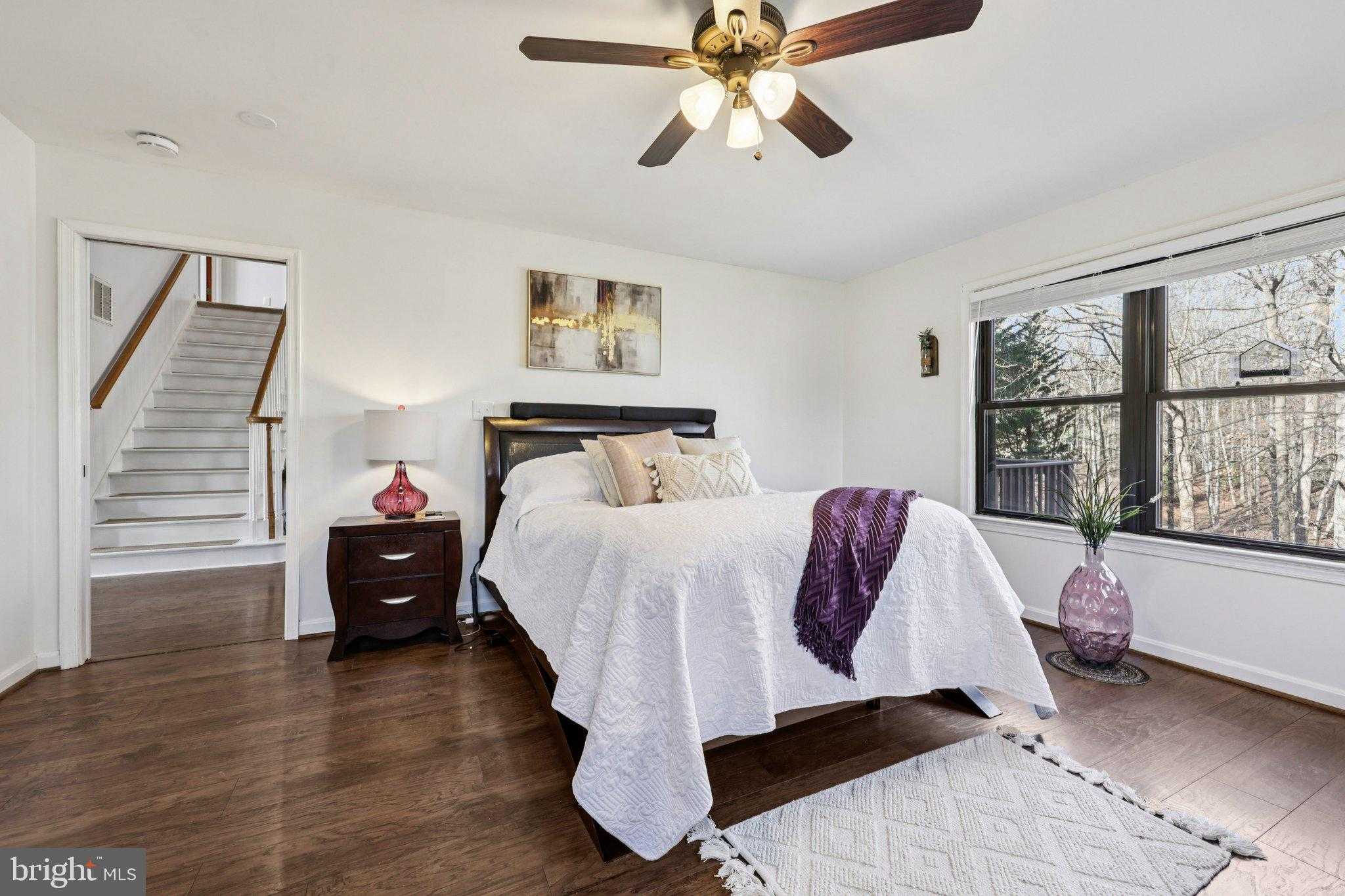 12504 Hawkins Ln photo 29