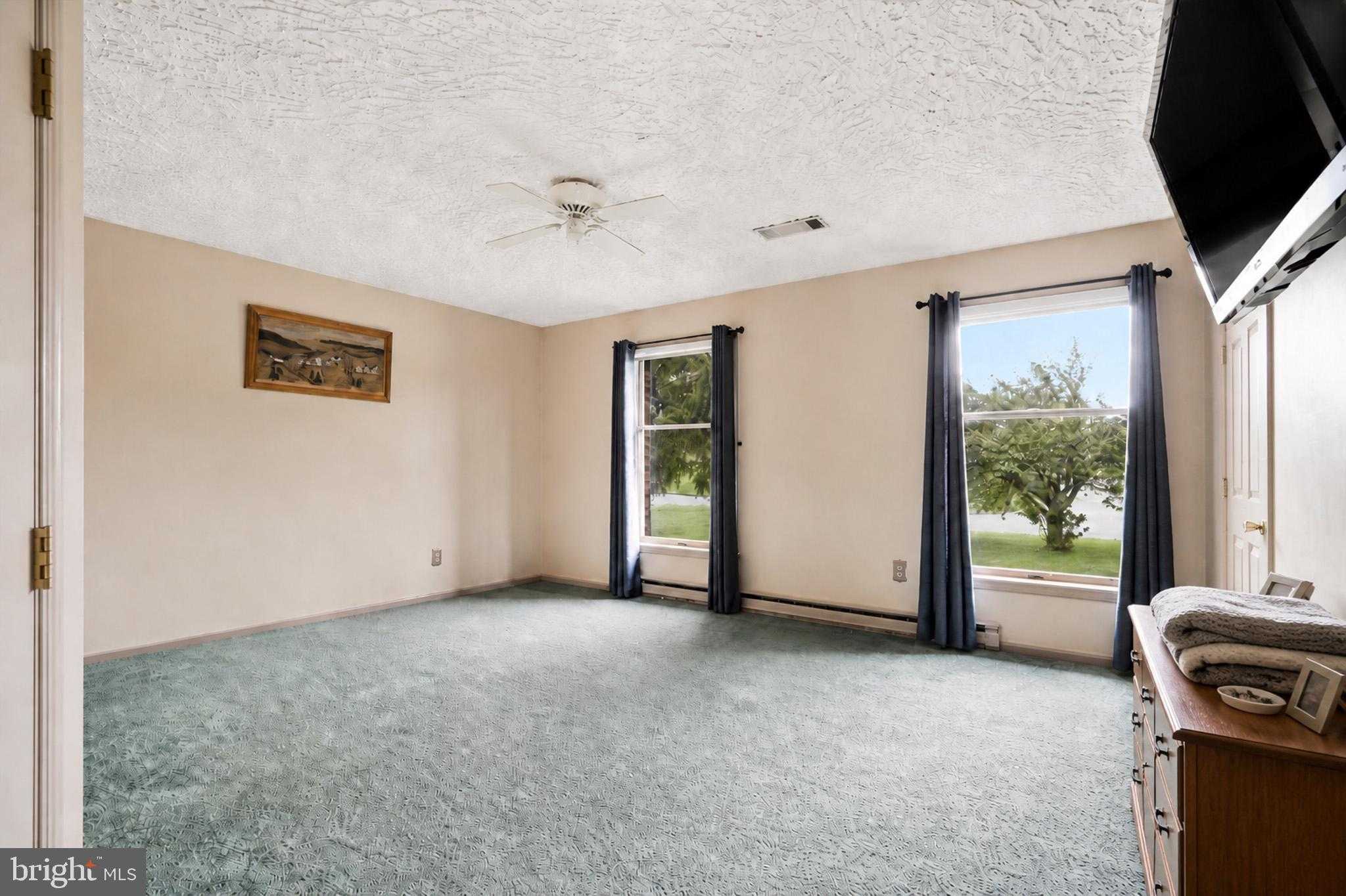 2847 Roosevelt Ave photo 14