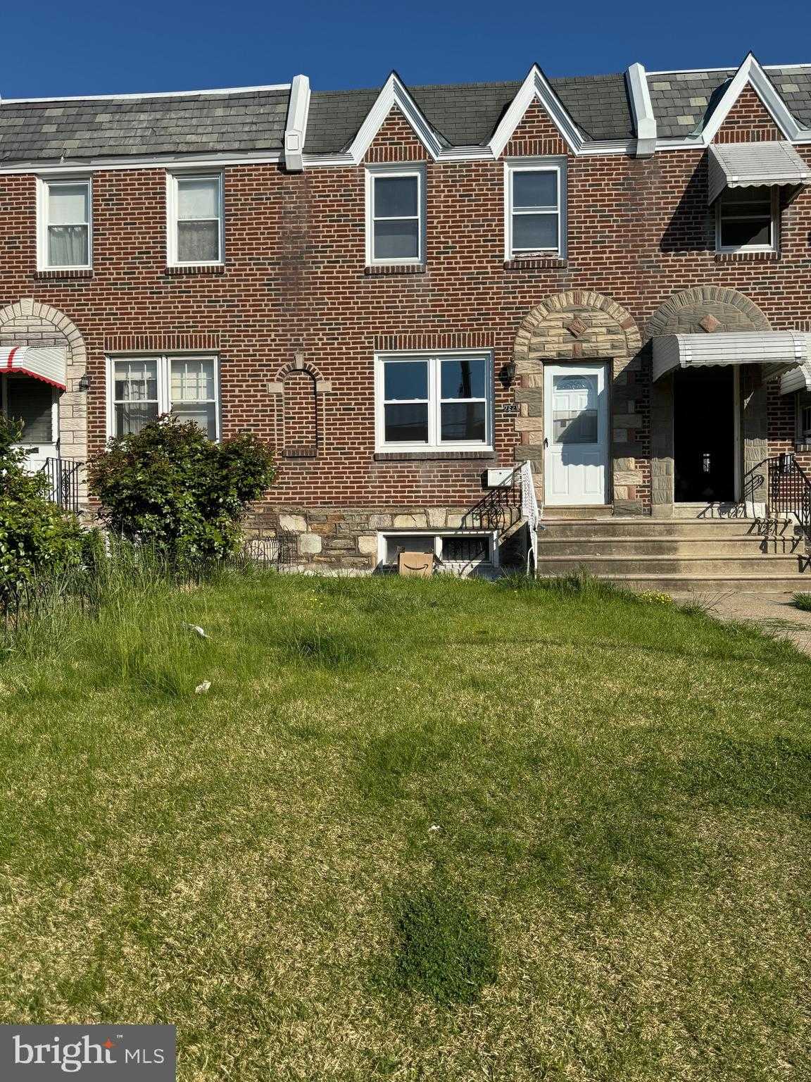 7221 Oakland St photo 1