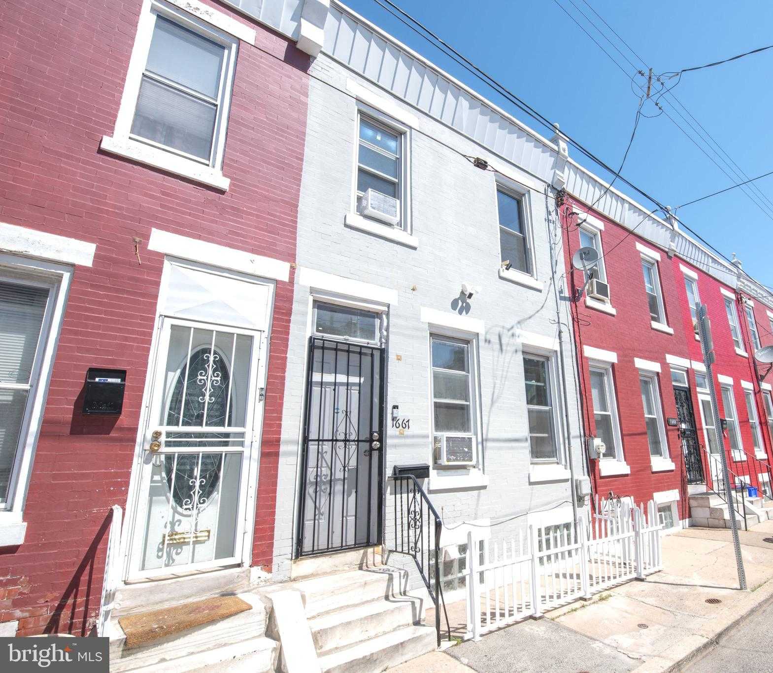 1667 Dounton St photo 1