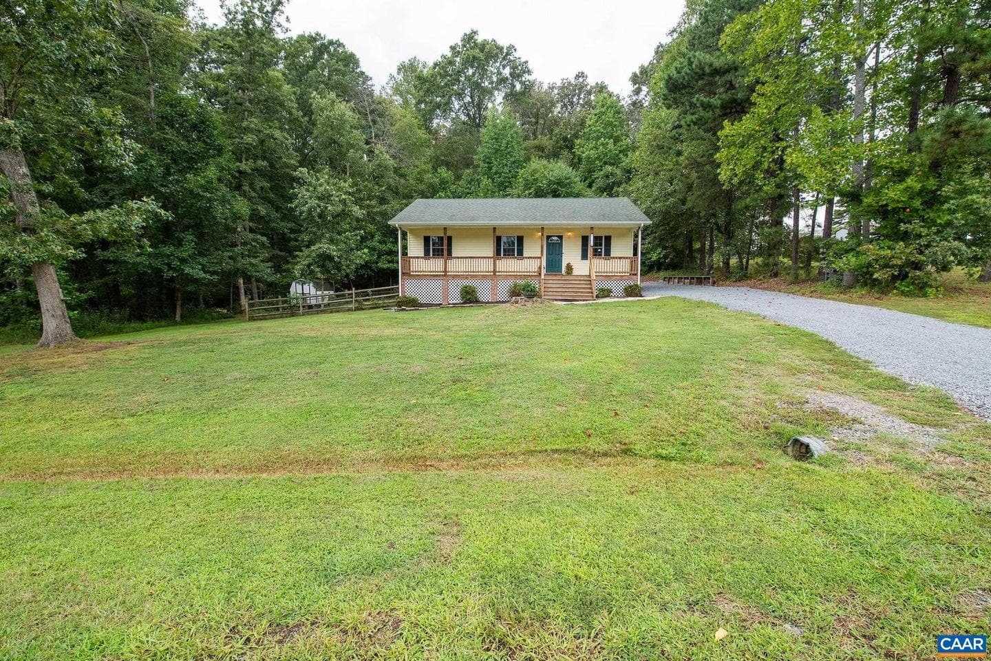 309 Richmond Ave photo 38