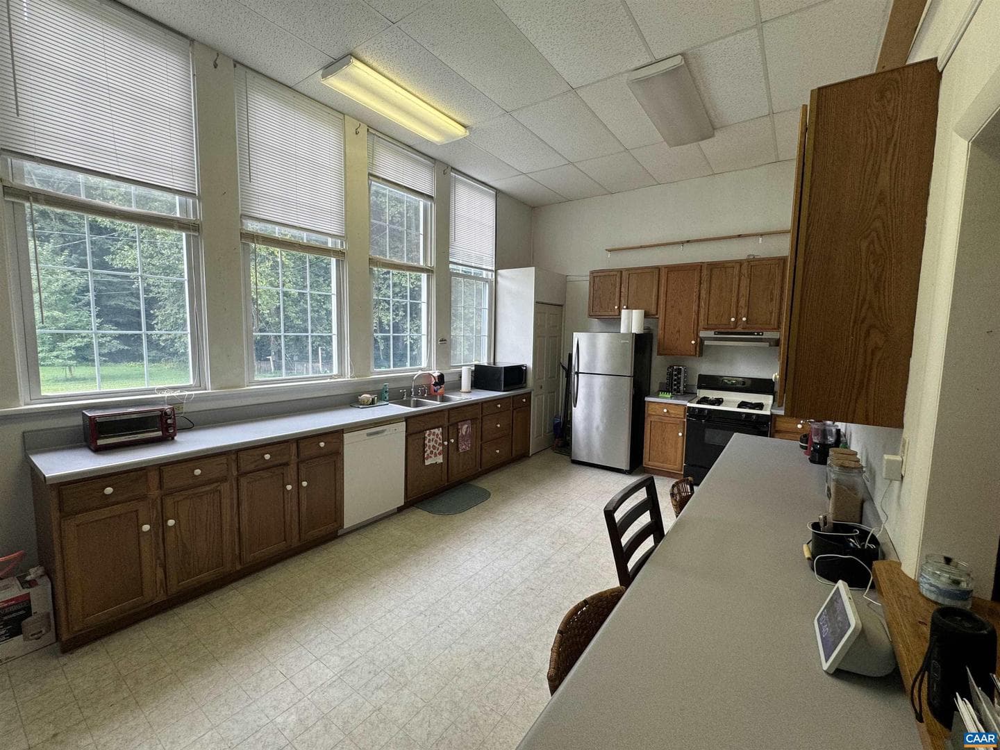 15684 West River Rd photo 10