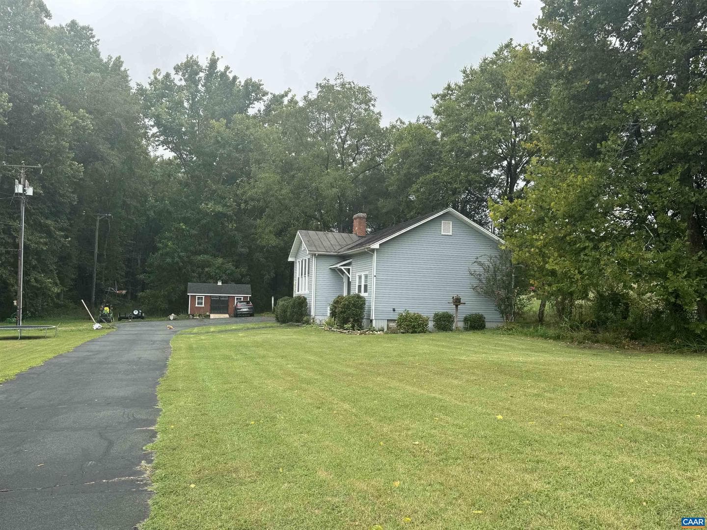 15684 West River Rd photo 6
