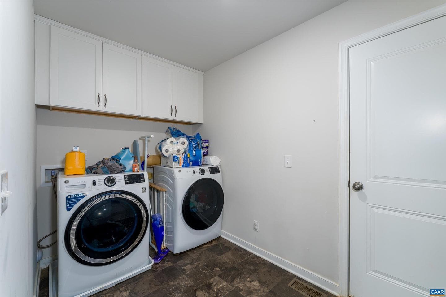 1889 Pond Rd photo 38