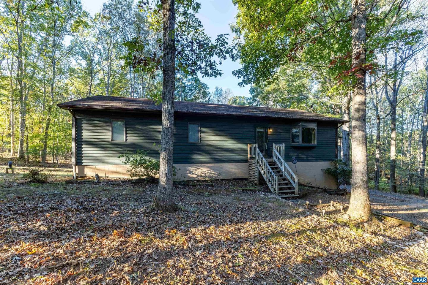 210 Pasture Ln photo 3