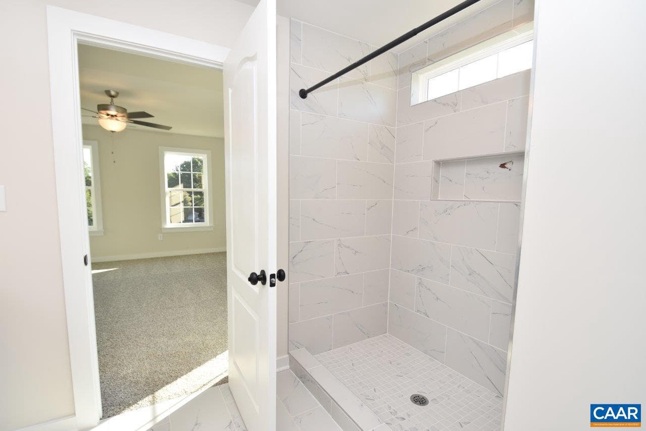 464 Forest Glen Ln #fg 22 photo 14
