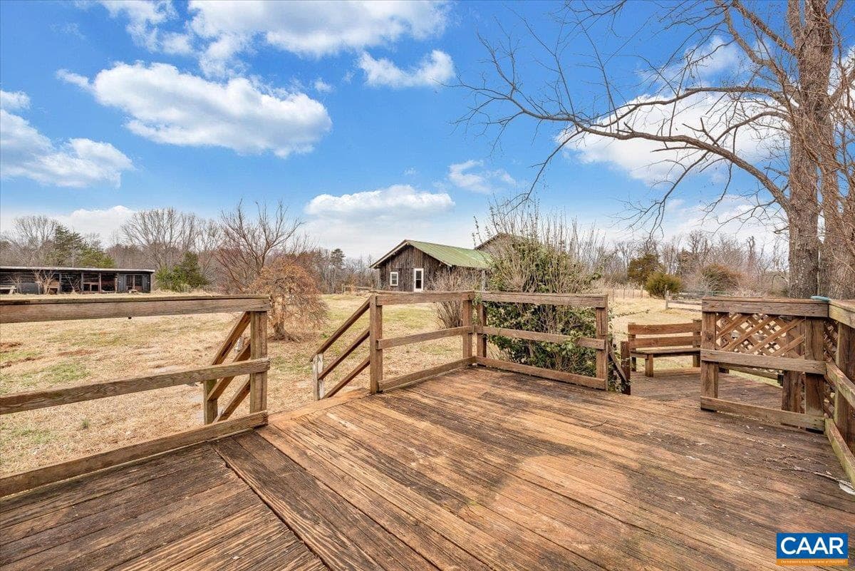 2420 James River Rd photo 36