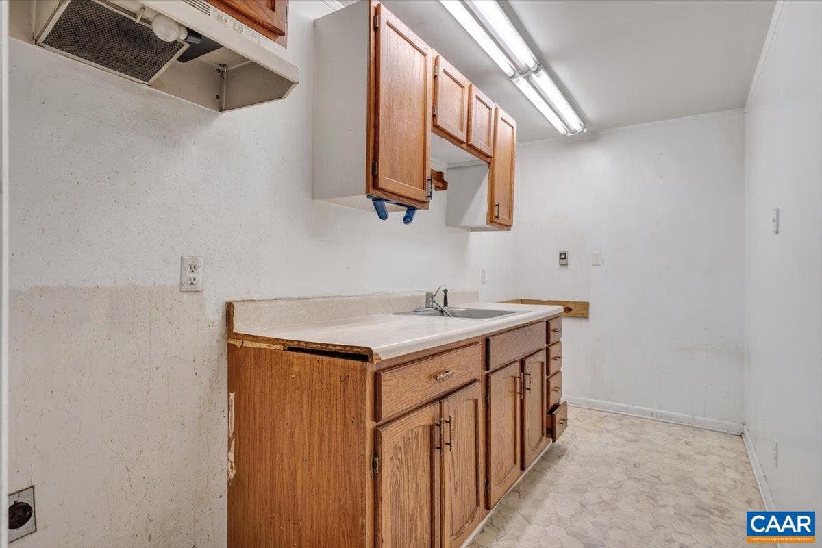 2420 James River Rd photo 50