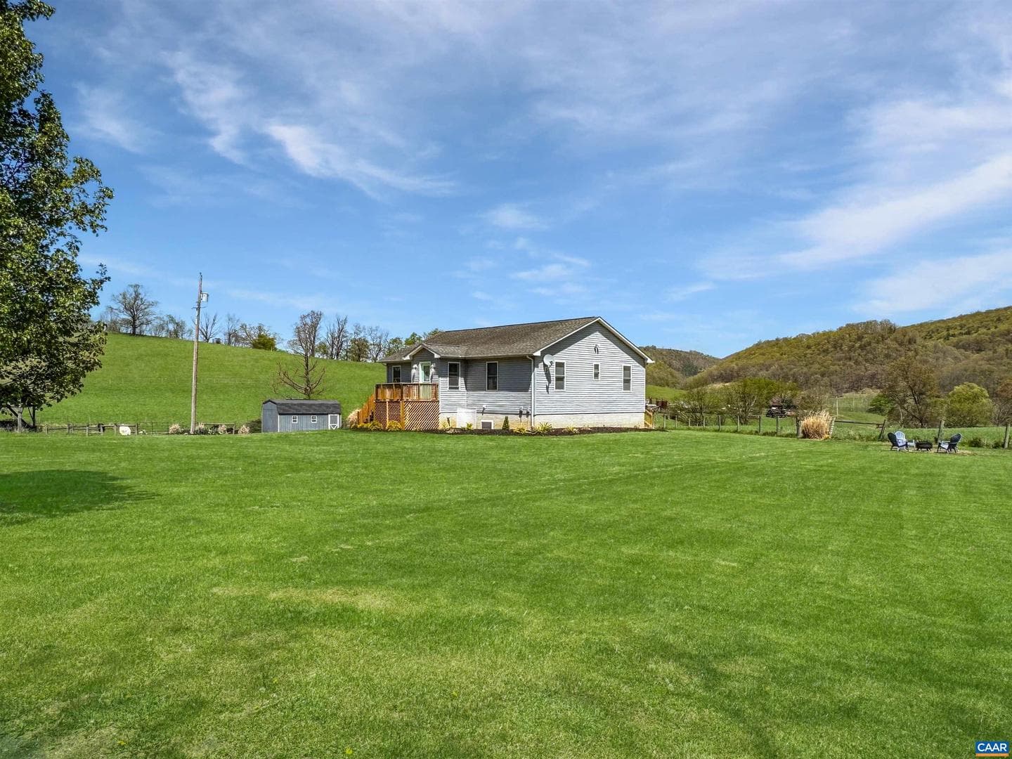 286 Ralston Ln photo 3
