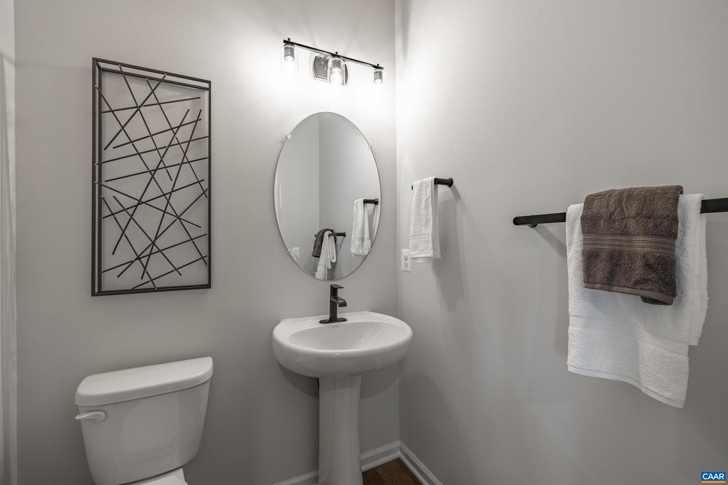 535 Bayberry Ln photo 26