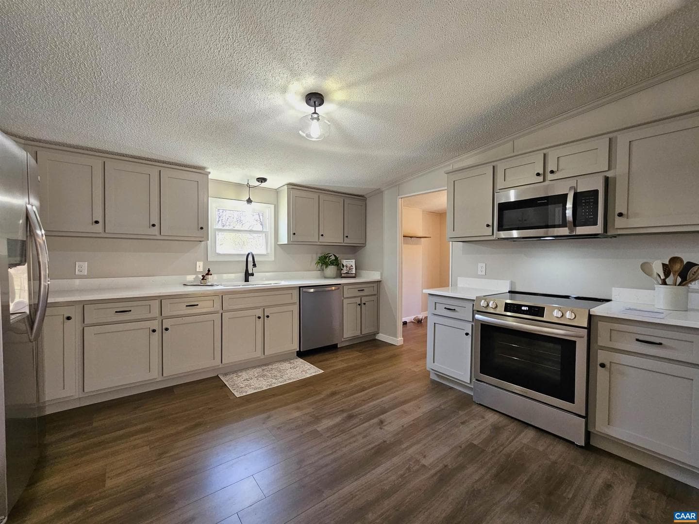 2711 Ranson Rd photo 6