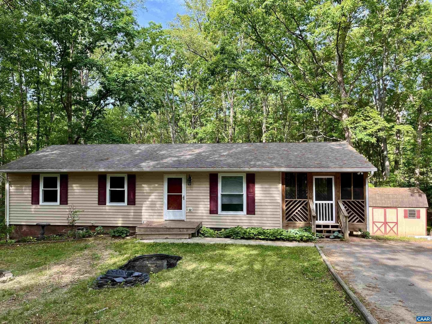 4646 Woods Edge Rd photo 32