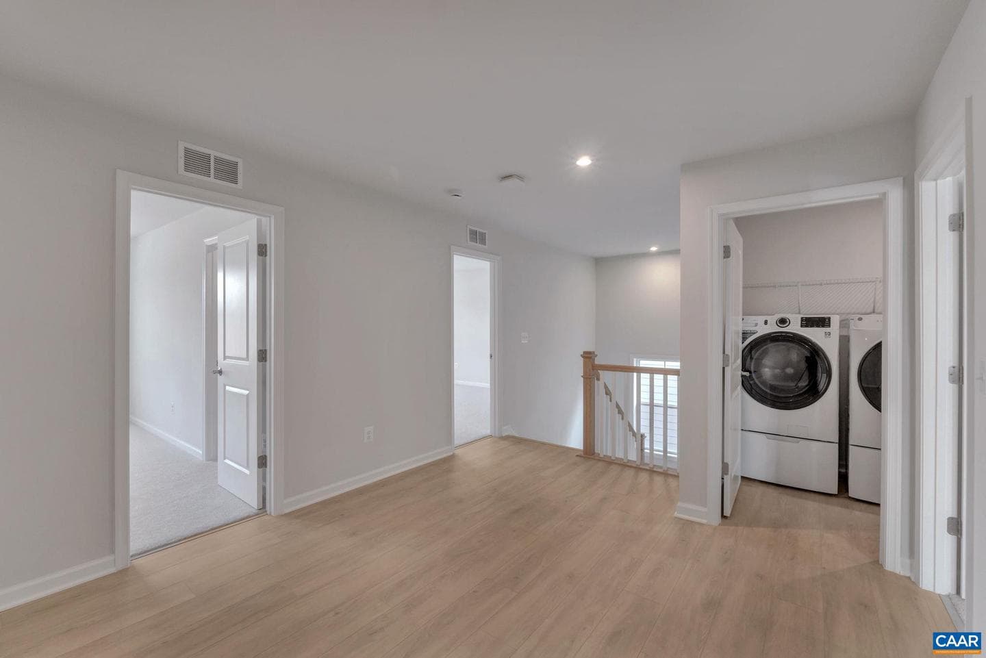 3059 Rambling Brook Ln photo 14