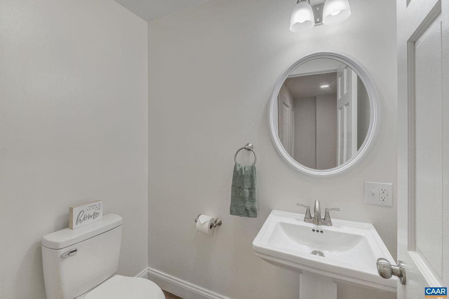115 Montview Dr photo 35