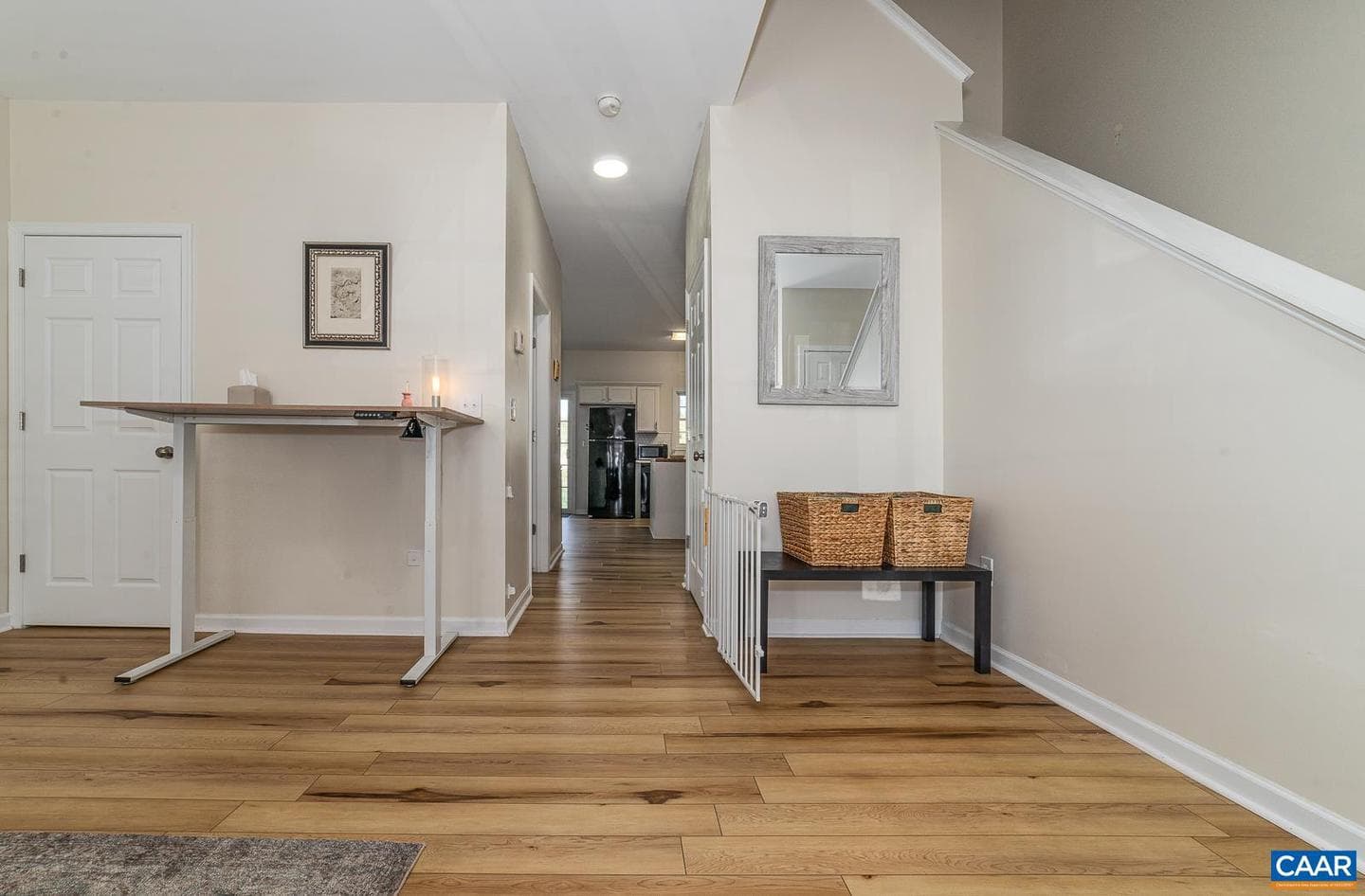 9 Bristol Ct photo 4