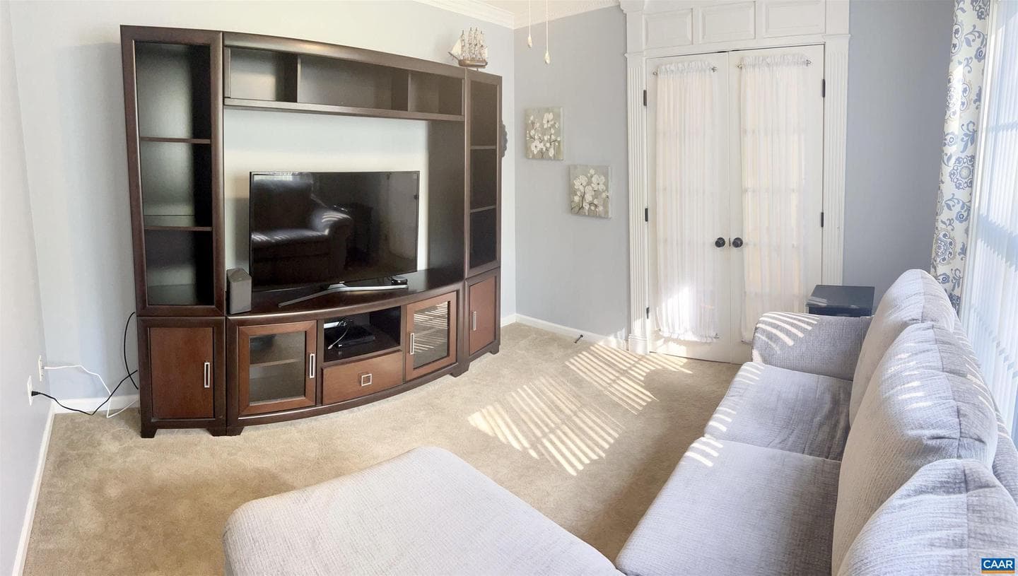 1004 Carodon Dr photo 26