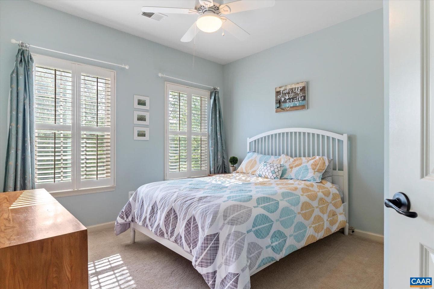 1664 Wickham Way photo 32