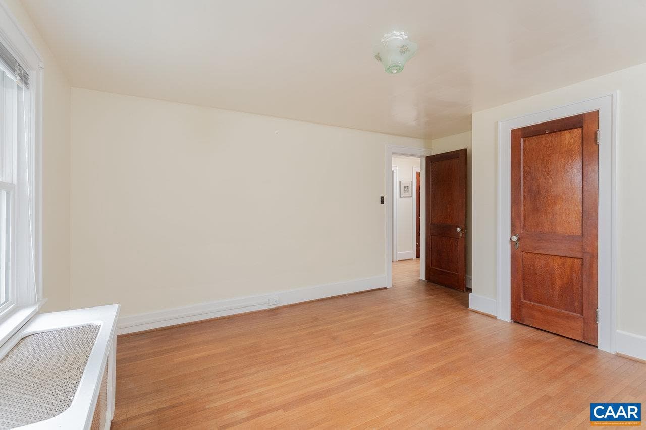 1104 N Coalter St photo 43