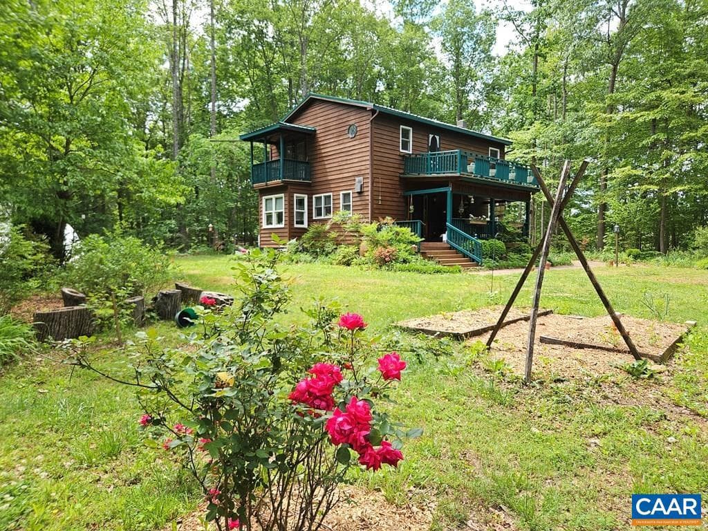 419 Camden St photo 31